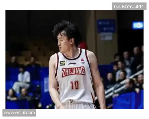 刘泽一的成长之路与未来发展展望：从青涩少年到职场精英的蜕变历程